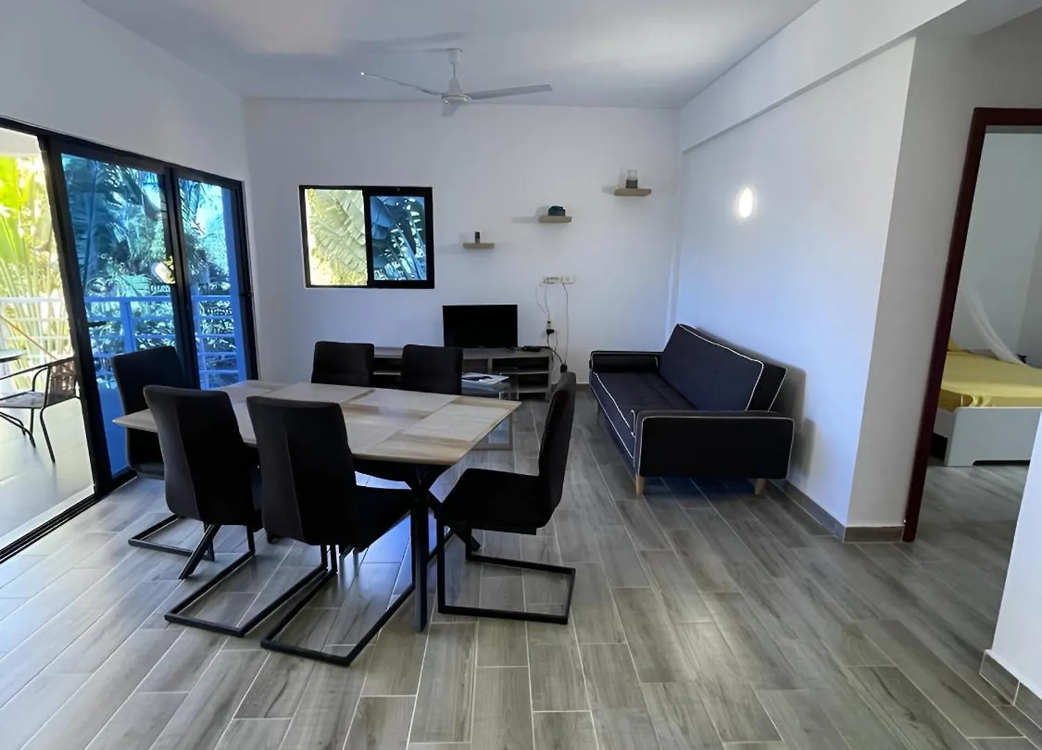 Blue Apt H1 - Two Queen Bedroom - Pool- Sosúa 0*,  Dominik Cumhuriyeti